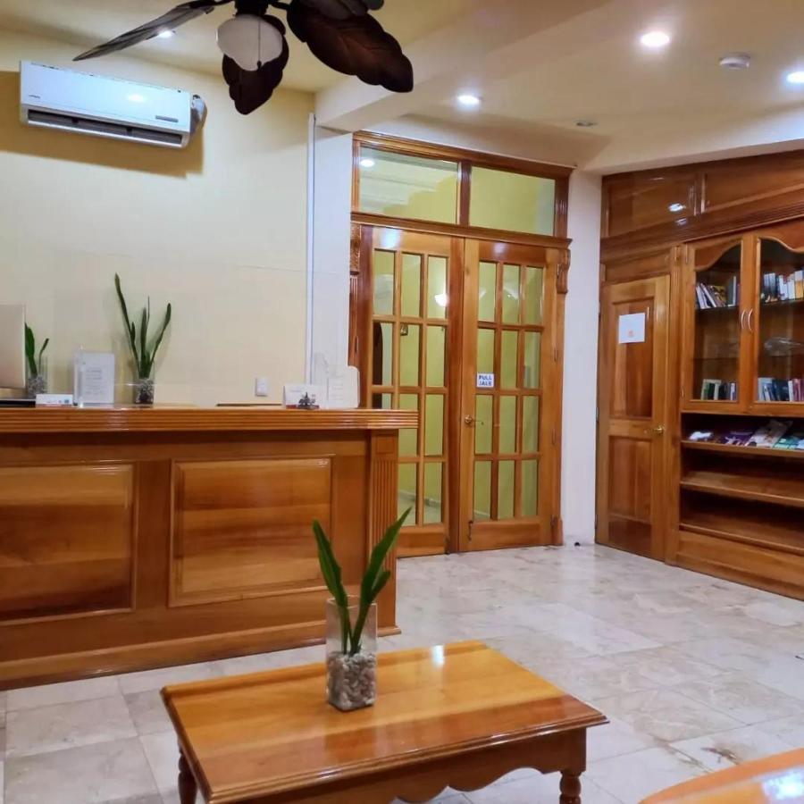 Cancun International Suites Buitenkant foto