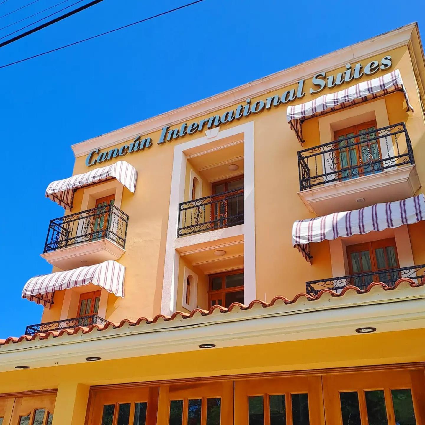 Cancun International Suites Buitenkant foto