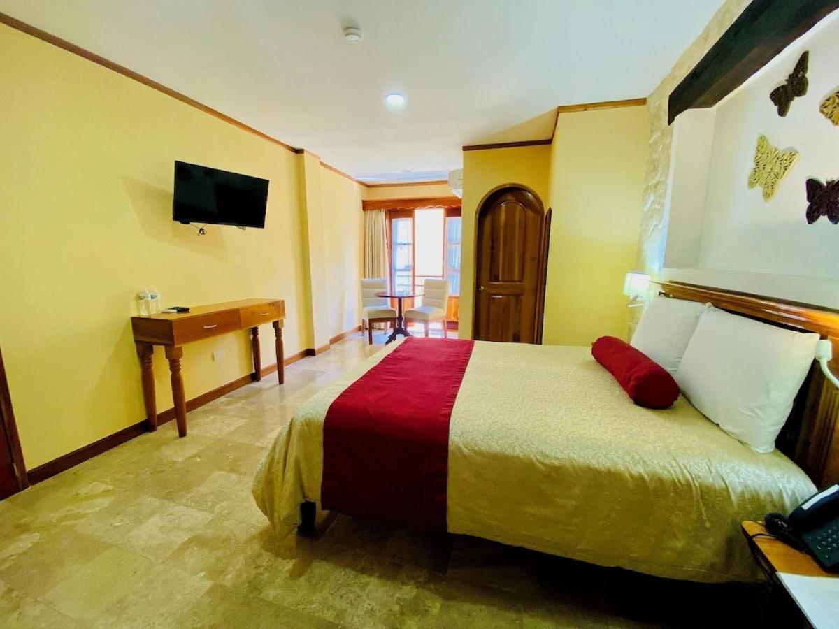 Cancun International Suites Buitenkant foto