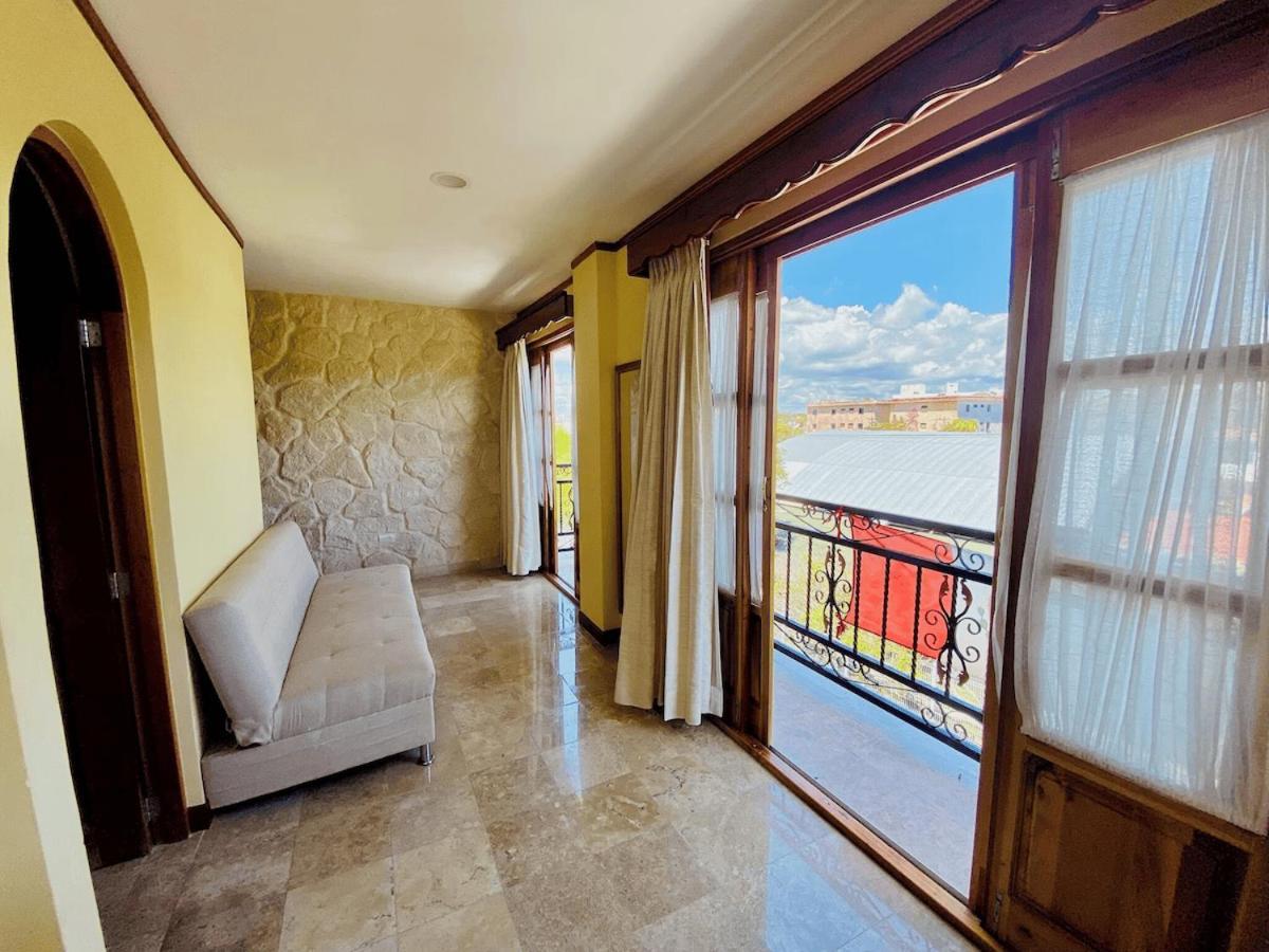 Cancun International Suites Buitenkant foto